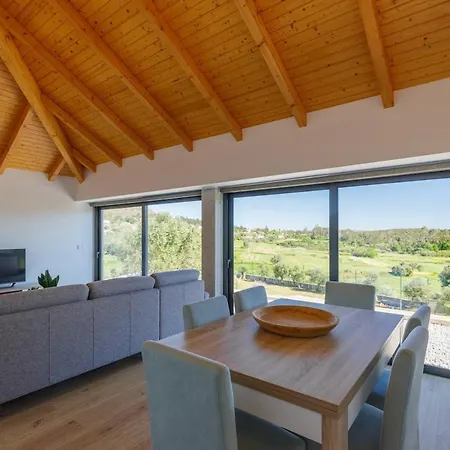 招待所 Portugal Active