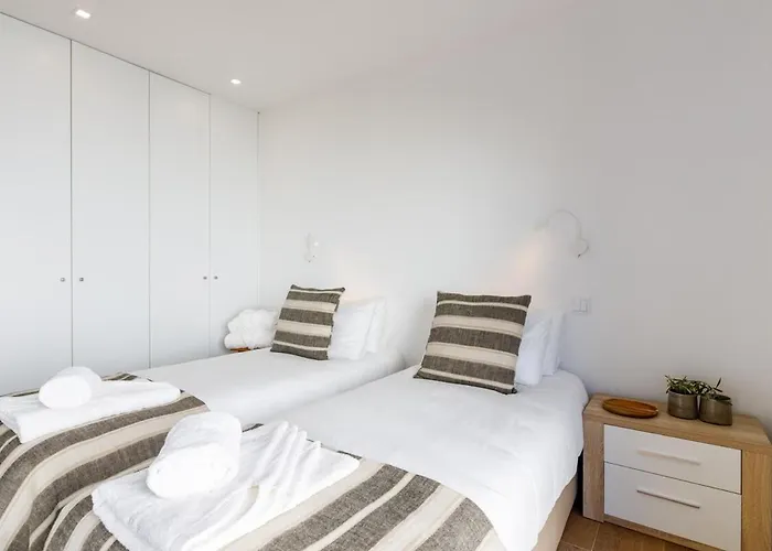 Portugal Active 4* Montaria